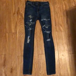 Hollister mid-rise super skinny jeans